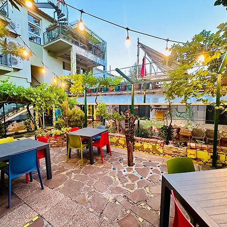 Hostel Art & Joy Пула Екстериор снимка