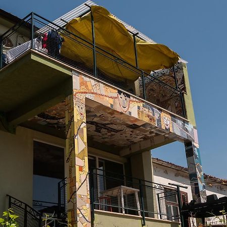 Hostel Art & Joy Пула Екстериор снимка