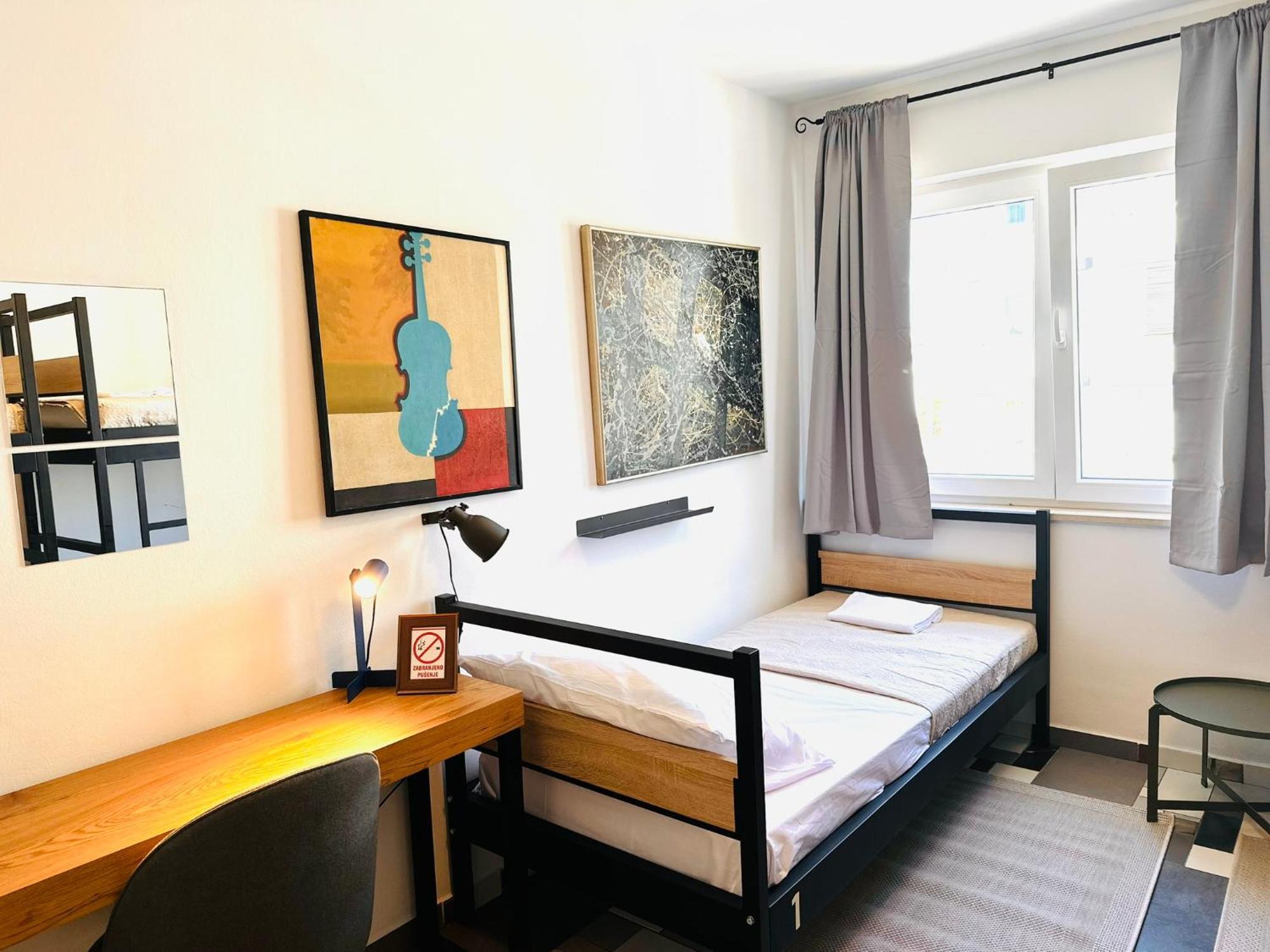 Hostel Art & Joy Пула Екстериор снимка