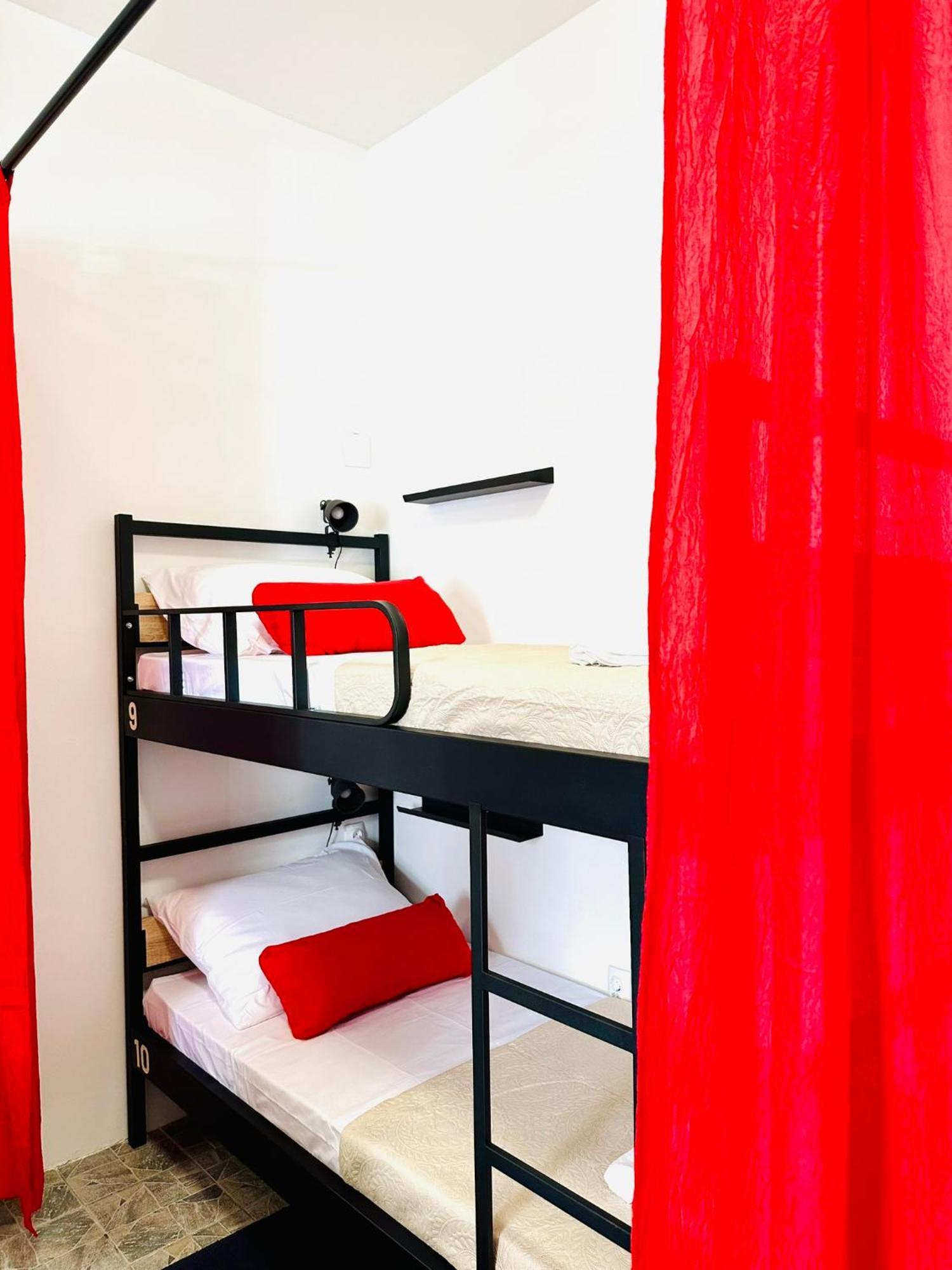 Hostel Art & Joy Пула Екстериор снимка