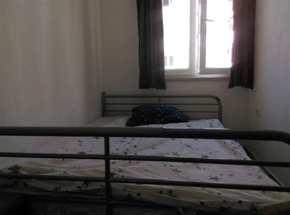 Hostel Art & Joy Пула Екстериор снимка